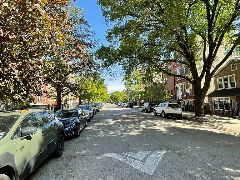 1256 N Bosworth Ave #3 — Photo 41