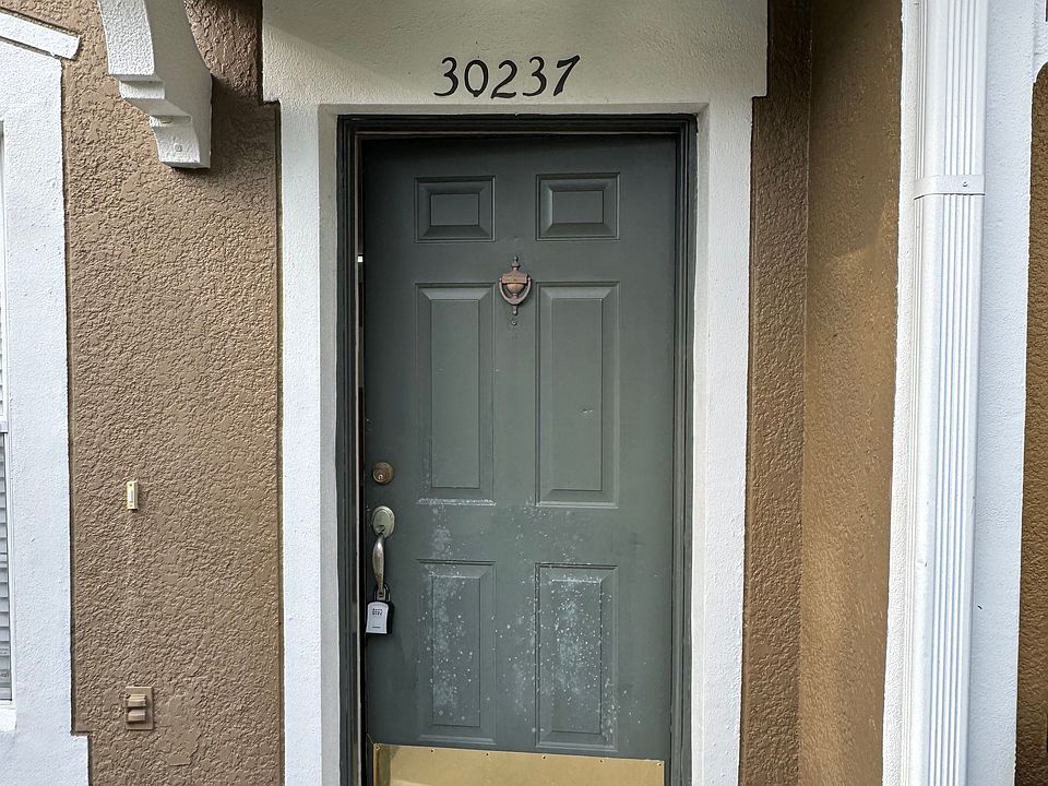 1st image of 30237 Lacledes Ln