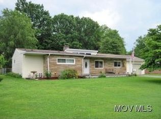 926 Florence St, Belpre, OH 45714