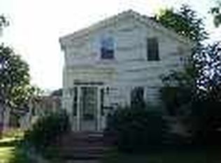 517 Dennis St, Adrian, MI 49221