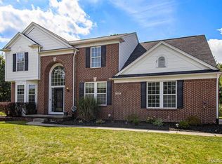 6161 Creekside Ct, Grand Blanc, MI 48439