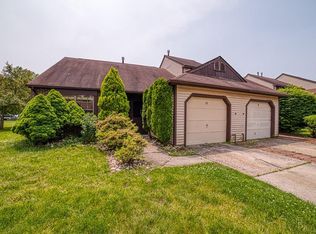 33 Rutledge Ct #33, East Brunswick, NJ 08816