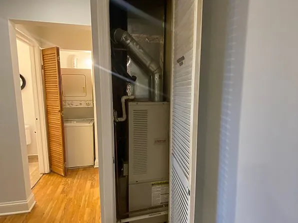 6420 N Hamilton Ave APT 1C, Chicago, IL 60645