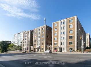 396 Avenue Rd #511, Toronto, ON M4V 2H5