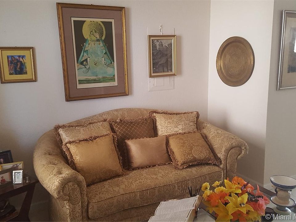 1st image of 2884 SE 2nd Dr Unit 11