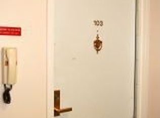 2350 10th Ave E APT 103, Seattle, WA 98102