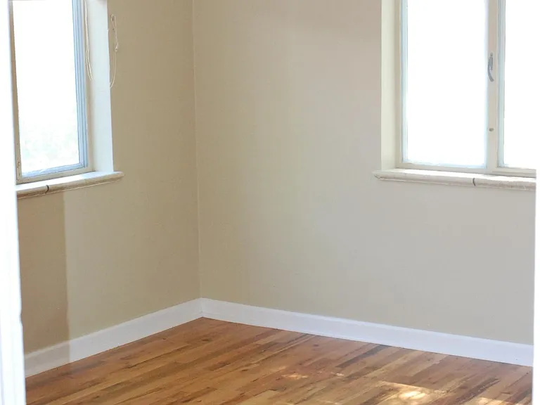 1337 Newport St — Photo 9
