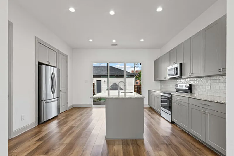 3 bed, 2.5 bath, 1875 sqft, $3,500 — Photo 4