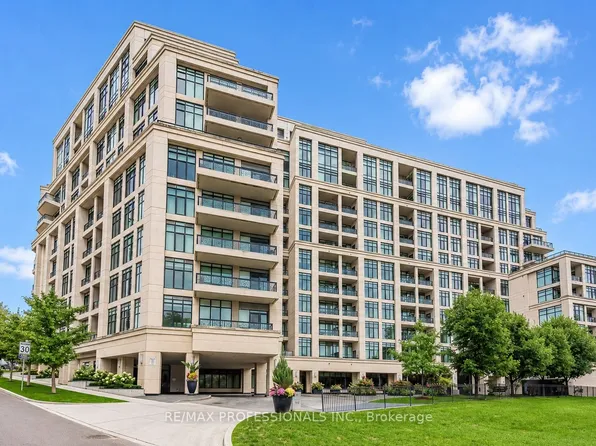 2 Old Mill Dr #417, Toronto, ON M6S 0A2
