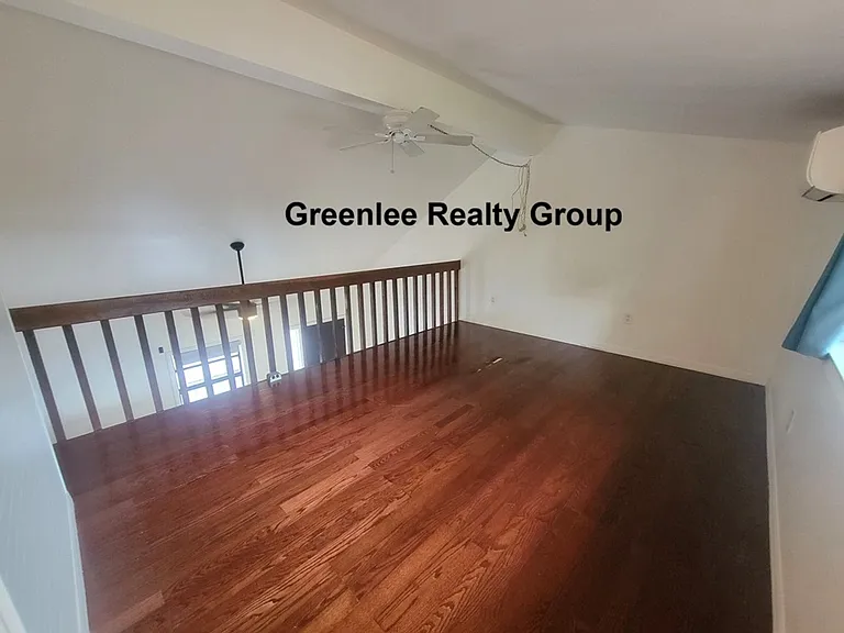 2142 Bradford St #325 — Photo 9