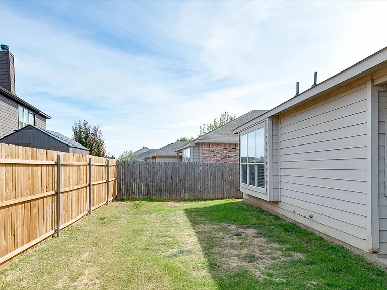 10860 Hawks Landing Rd — Photo 27