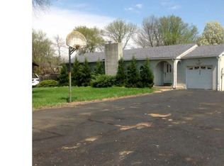 3147 Pasqualone Blvd, Bensalem, PA 19020
