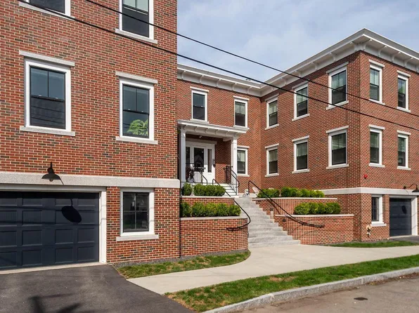 211 Union St Unit 301, Portsmouth, NH 03801