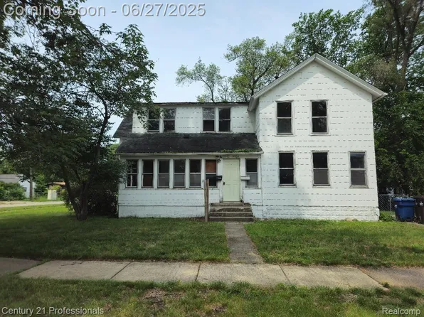 4428 Elizabeth St, Wayne, MI 48184