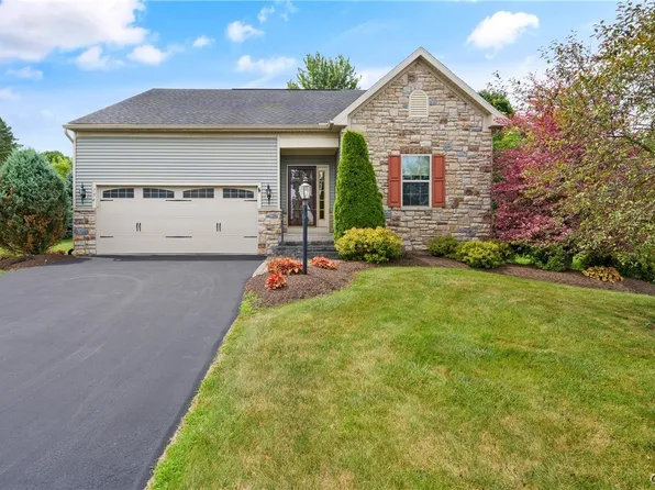 156 Shaker Hts, Camillus, NY 13031
