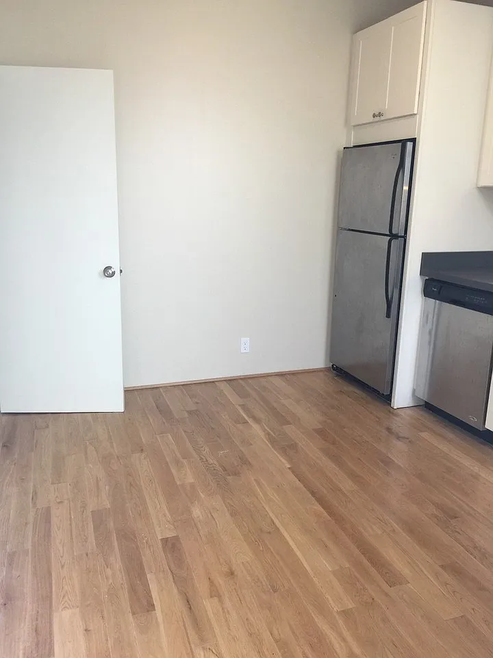 Building Photo - 230 11th St #Penthouse 2