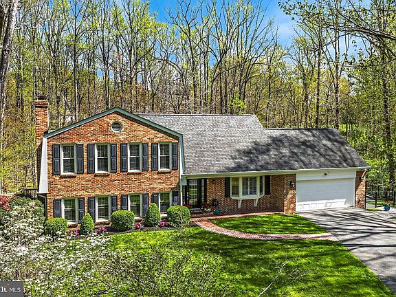 2nd image of 6221 Ballsford Dr