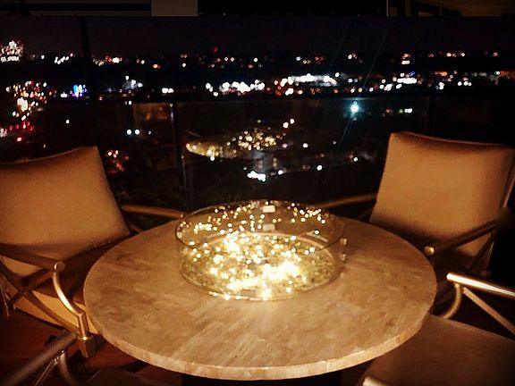 Outdoor fire table 