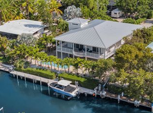 865 Ellen Dr, Key Largo, FL 33037