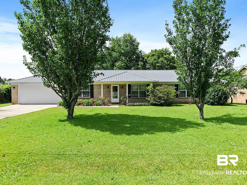 1st image of 19740 Sandstone Ln