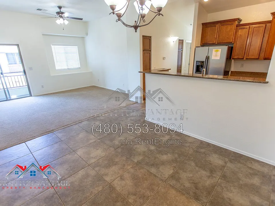 2725 E Mine Creek Rd #2052