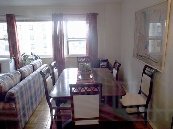 4th image of 5 Fordham Hill Oval APT 11H