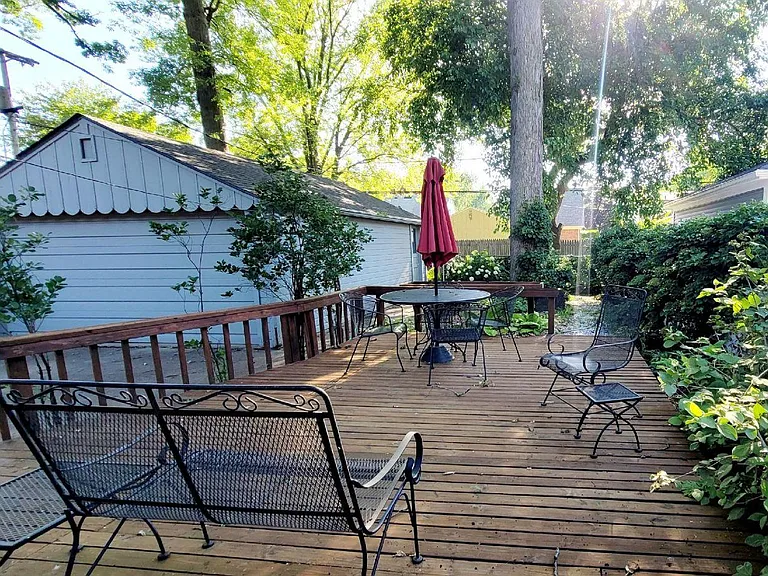 Deck