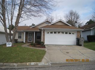 2009 Cambridge Cir, Pensacola, FL 32514