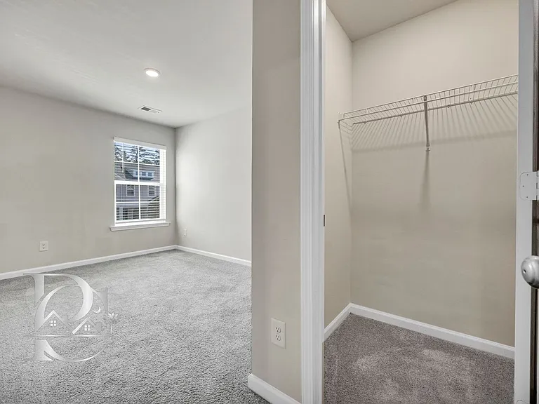 725 Wild Duck Ln — Photo 16