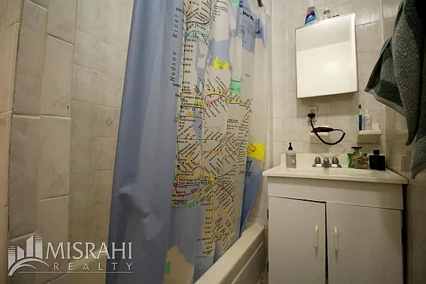 Rented by J Misrahi Realty Corp | media 33