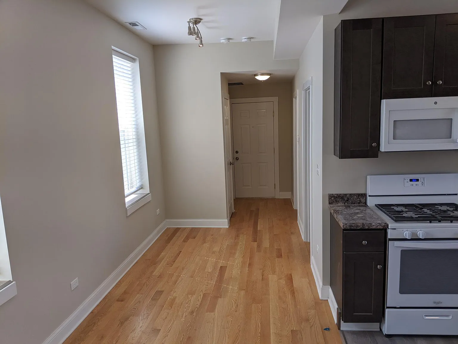 1 bed, 525 sqft, $1,275 — Photo 3