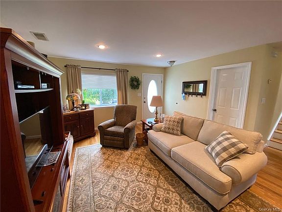 5th image of 600 Dove Ct