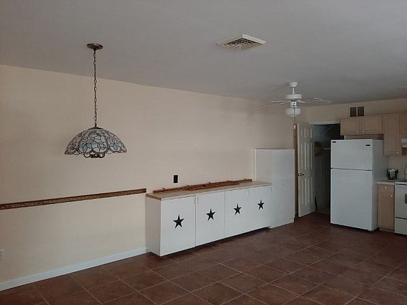 4th image of 191 Lee Ln #191