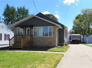 3215 SW 12th Pl, Des Moines, IA 50315