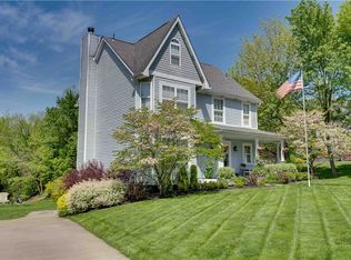 204 Randy Ln, Coraopolis, PA 15108