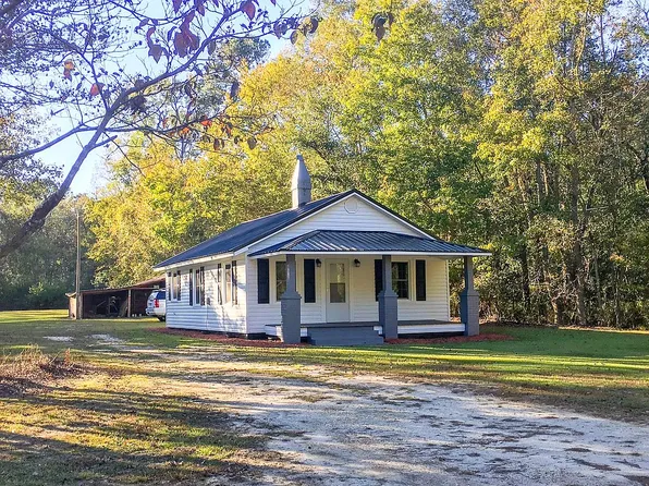 1144 S Salemburg Hwy, Salemburg, NC 28385