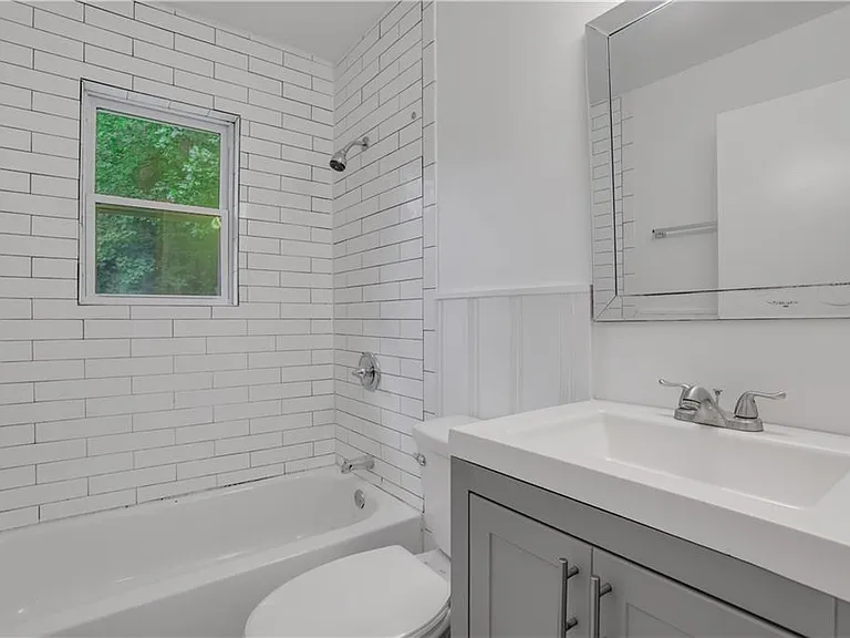 1982 Rena Cir SW — Photo 22