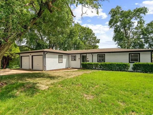 1727 W 26th St, Lawrence, KS 66046