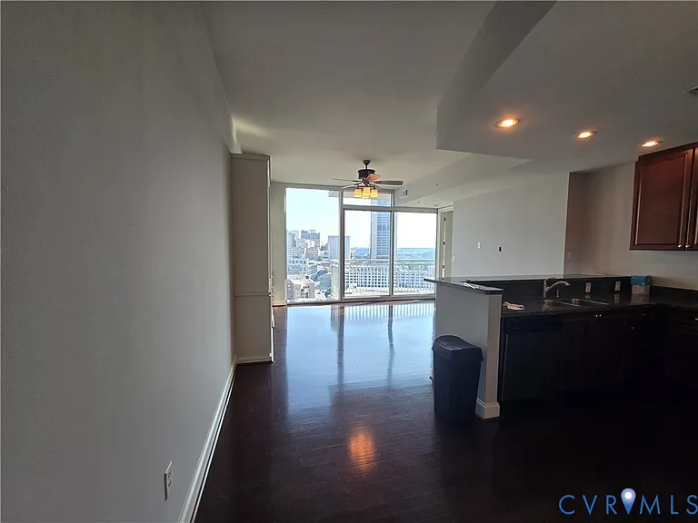 301 Virginia St #U1702 — Photo 5