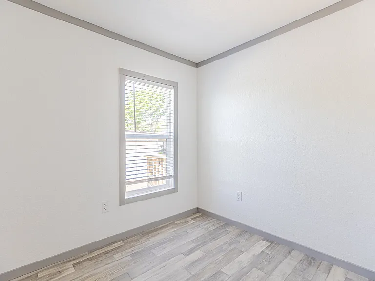 193 Live Oaks St #1 — Photo 15