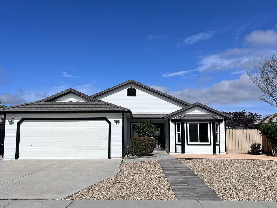 1st image of 2170 Cerra Vista Dr