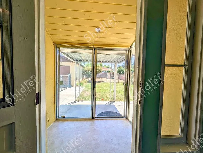 3245 N Stoddard Ave — Photo 27
