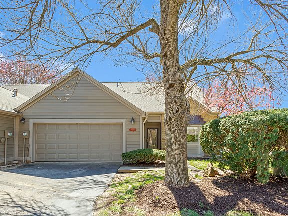 2nd image of 3251 Shoreway Ct