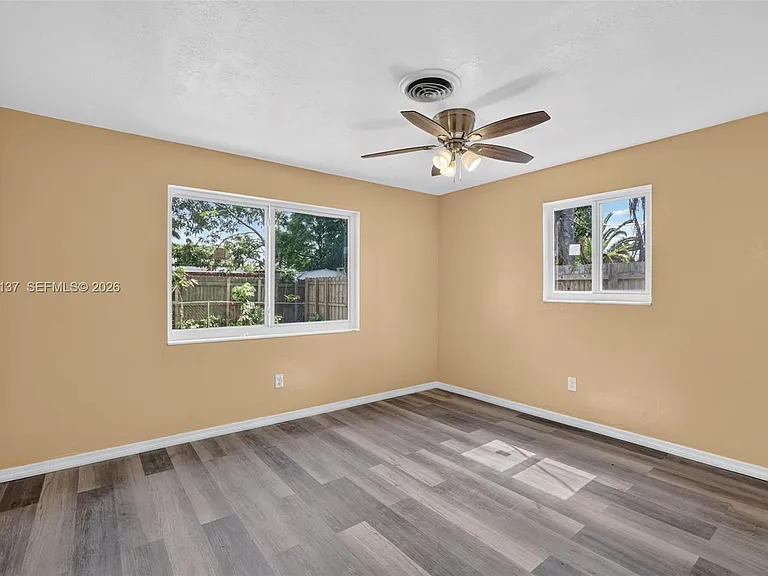 4351 NW 25th St — Photo 18