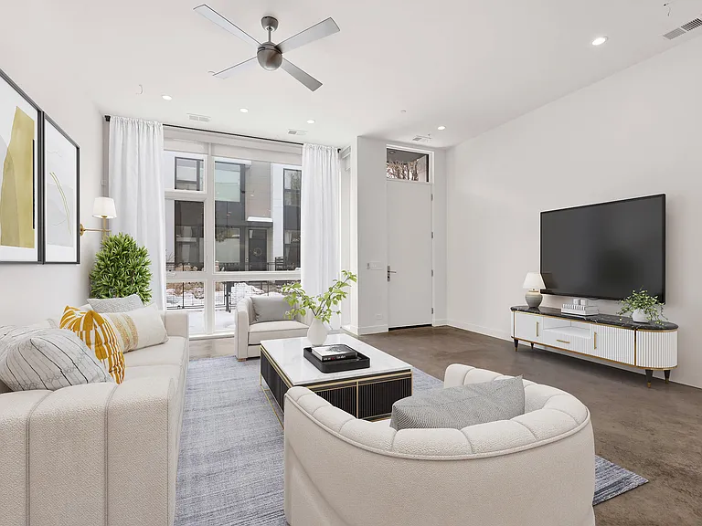 1017 N Cleveland Ave #4 — Photo 4