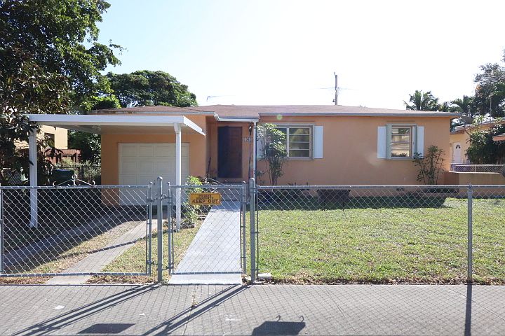 1st image of 1961 Coral Gate Dr