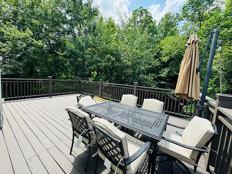 595 Oak Alley Way — Photo 7