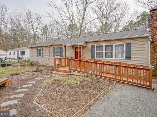 1624 Lakeside Dr, Williamstown, NJ 08094