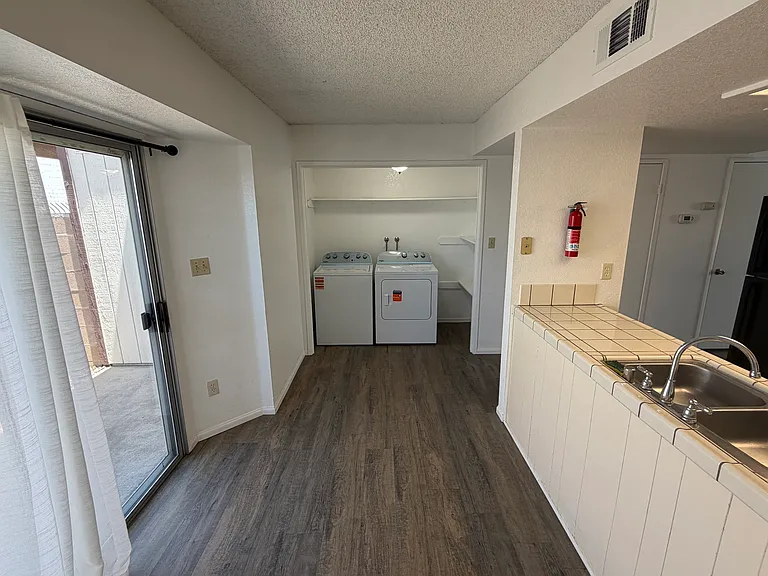 4600 Beechwood St #95 — Photo 12