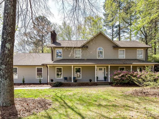 142 Scotland Dr, Mooresville, NC 28115